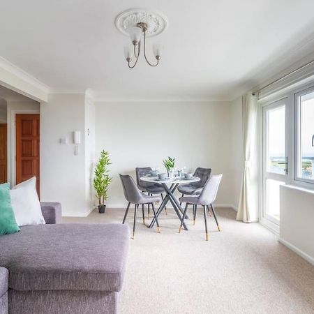 Panoramic Sea View Apartment Sleeps 4-Free Parking Bournemouth Zewnętrze zdjęcie